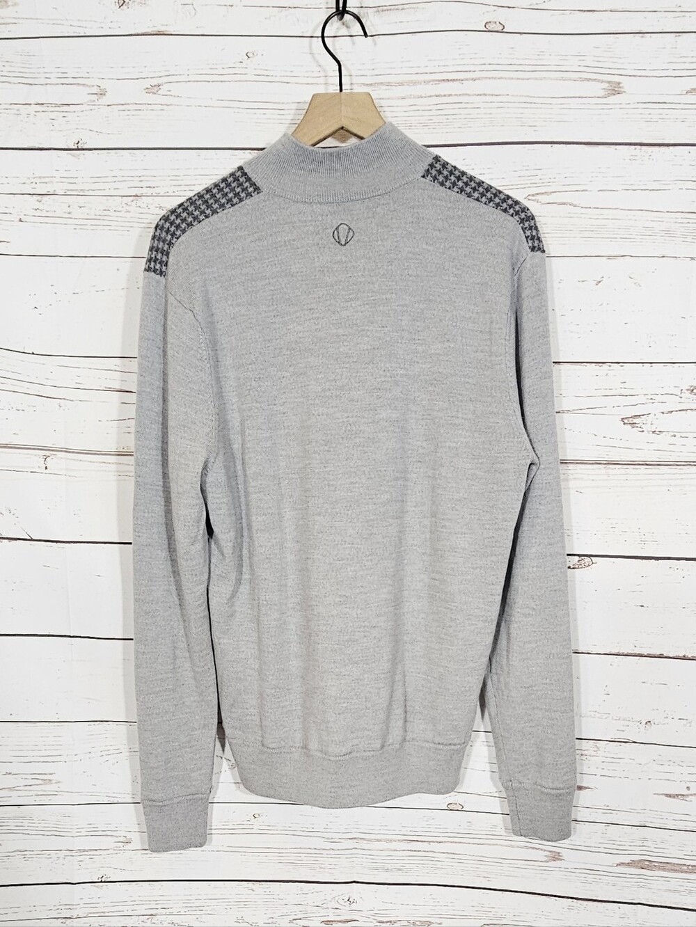Sunice | Windstopper Houndstooth Gray Wool 1/4 Zip Windbreaker Sweater - Picture 4 of 5